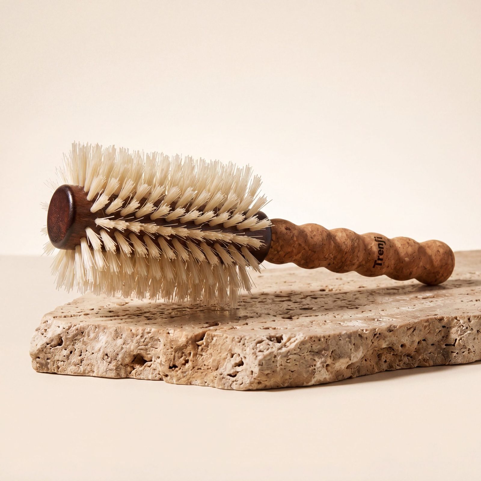 S1 Cork Handle Round Brush